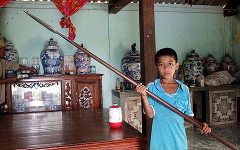 Khi “dũng sỹ săn máu” thành chiến sỹ