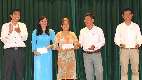 VietNamNet đoạt giải “ngoại hạng” cuộc thi hát