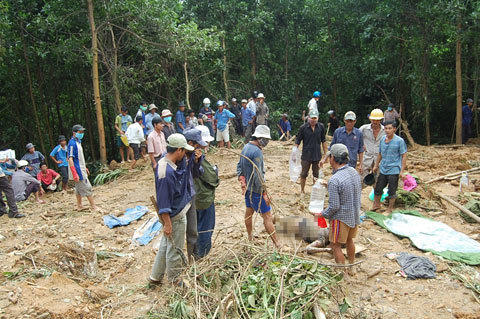 Đã tìm được 6 thi thể vụ sập hầm vàng