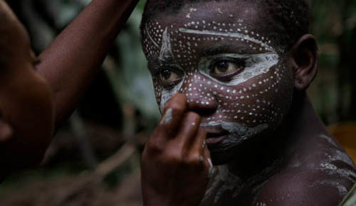 Nơi bé gái 8 tuổi đã thành đàn bà