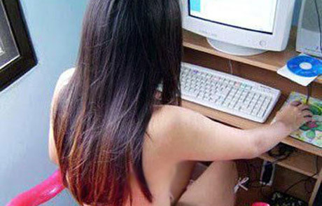 Mắc bệnh vì 