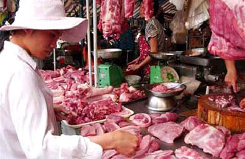 Hàng loạt thực phẩm tiếp tục nhiễm độc 'cực cao'