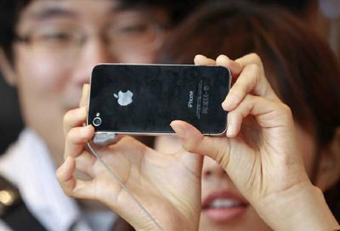 Thiếu nữ sẵn sàng đổi trinh tiết lấy Iphone4