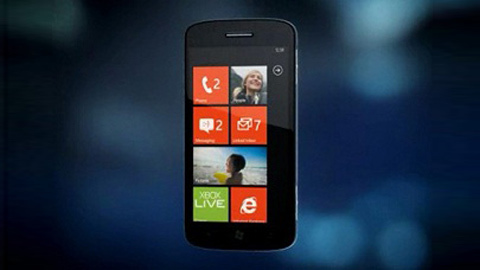 Windows Phone 7 còn xa mới bắt kịp iPhone, Android