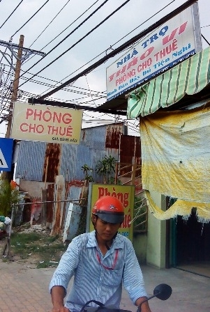 Vây hãm kẻ giết người tình trong nhà nghỉ