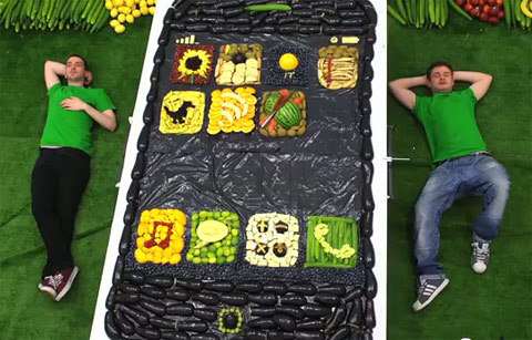 Chiếc iPhone 5 'độc' làm từ hoa quả