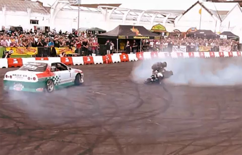 Pha biểu diễn drift đôi đã mắt