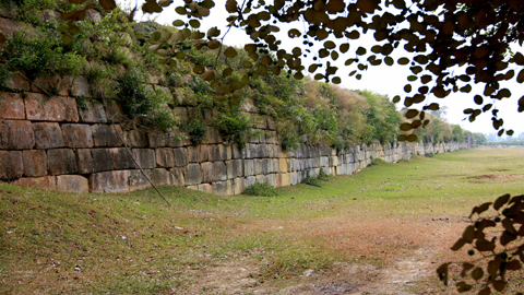 Chiêm ngưỡng kiệt tác Thành đá nhà Hồ