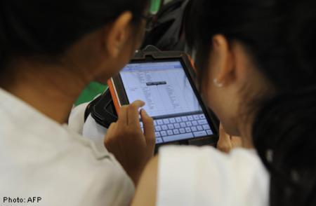 Hàn Quốc: học sinh dùng SGK điện tử từ 2015