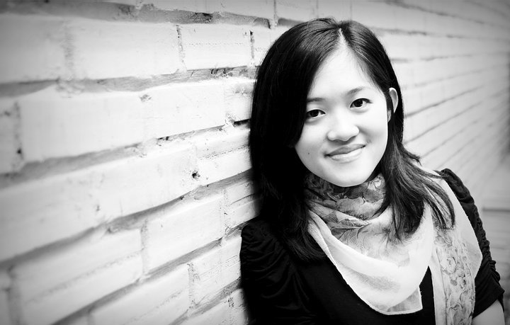 Trang Trịnh tốt nghiệp xuất sắc Học viện Âm nhạc Hoàng gia London
