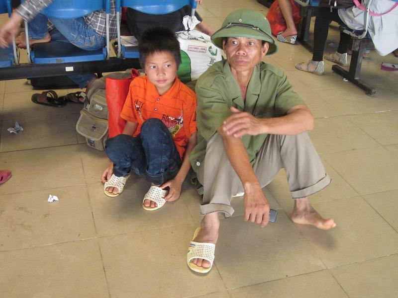 Thí sinh bị chủ trọ thi nhau 'chặt', 'chém'