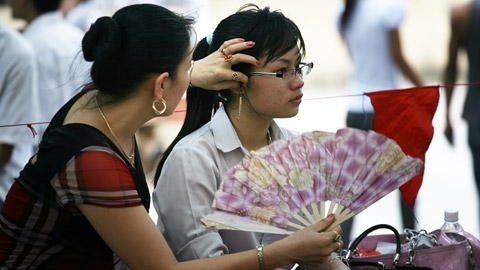 Miền Bắc nắng nóng đến sát đợt thi ĐH thứ 2