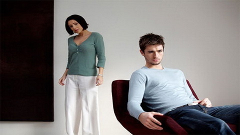 Bỏ nhà sống thử với bạn nghiện