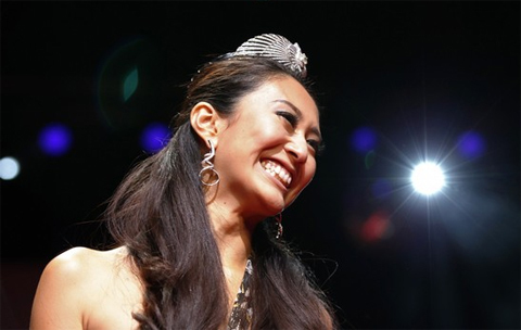 Tân hoa hậu Nhật Bản 2011 bị chê 