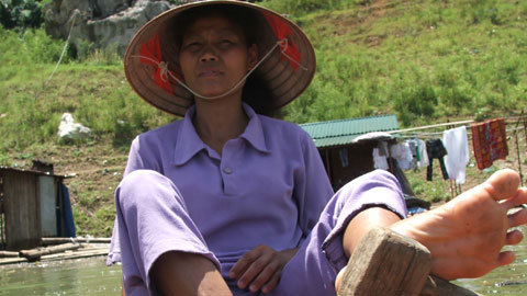 Đàn bà mạnh hơn lốc dữ sông Đà