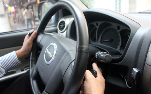 'Bệnh lạ' của chiếc xe Isuzu mới