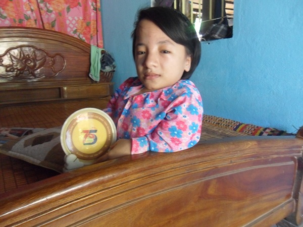 Cô gái cao 70 cm đỗ đại học sư phạm