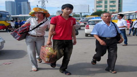 Sỹ tử đi thi: Người được chiều, kẻ loay hoay