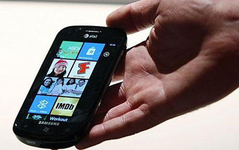 CEO Steve Ballmer thừa nhận Windows Phone thảm bại