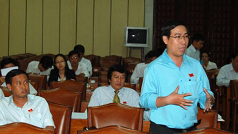 TP.HCM: Đường 'treo' càng lâu, dân càng ngán