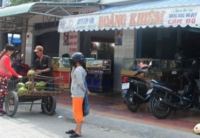 Cà Mau: Một tiệm vàng mỗi tháng bán 1 tấn vàng?