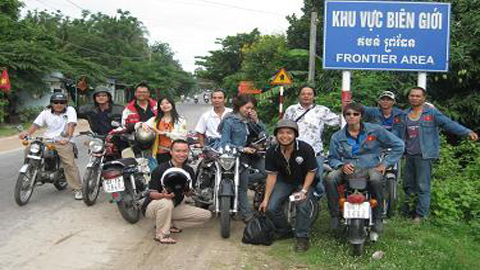 Nữ nhi trải lòng về niềm đam mê với 'phượt'