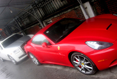 Ngắm dàn siêu xe của đại gia đất Cảng