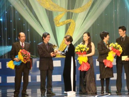 Tranh cãi biên kịch-đạo diễn và nền điện ảnh già cỗi