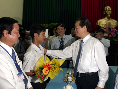 Thủ tướng gặp thủ khoa 'giăng câu'