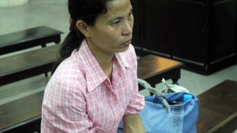 ‘Má mì’ khai không biết bao cao su là cái gì