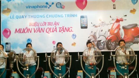 VinaPhone: Quay số tìm chủ nhân Vespa LX 150