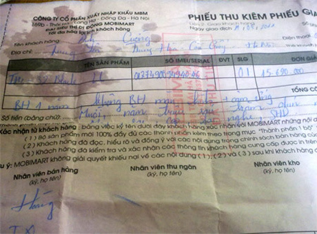 iPhone 4 bị đập tại cửa hàng vì không được bảo hành