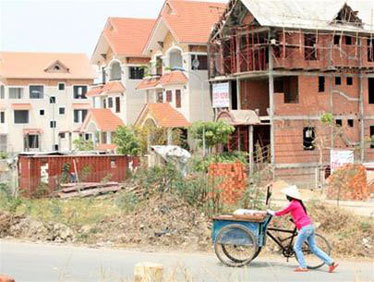 Thị trường BĐS và 'vòng tròn' không lối thoát