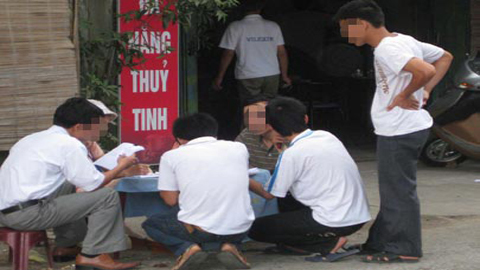 Đoạn kết cho những “mối tình đỏ đen”