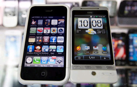 Google thề sẽ bảo vệ HTC trước Apple