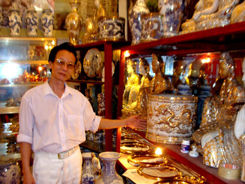 Vua đồ cổ đất cảng và 2 tấn vàng ròng