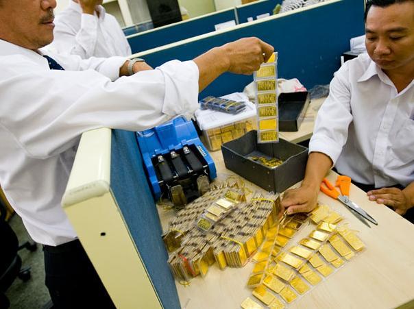 Ngăn chặn nguy cơ vàng ồ ạt 