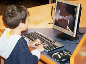 Lật tẩy những trang web trò chơi giăng bẫy con trẻ