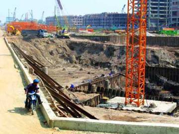 Đại gia 'khóc', ngân hàng lặng thinh!