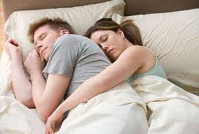 Khi quý ông đóng kịch trên giường...