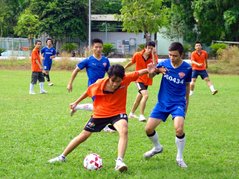 Giật mình nạn bóng đá độ sinh viên