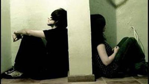 Bị bạn gái 'bạo hành' vì không còn là trai tân