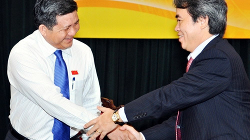 Trao trọng trách về tiền tệ cho Thống đốc mới