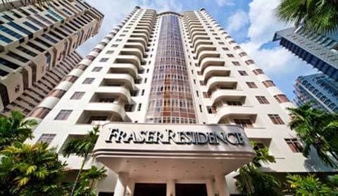 Nhiều người bất lực nhìn bé 3 tuổi ngã từ tầng 13