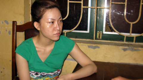 Hà Nội: Phá đường dây bán dâm giá 2 triệu