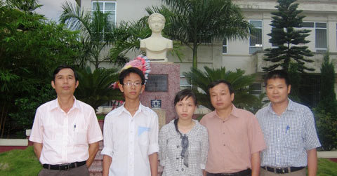 'Du kích' trường làng lập công mùa khoa cử
