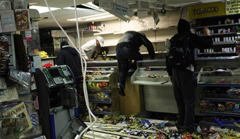 Bạo loạn ở London lan tới khu người Việt