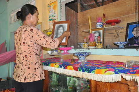 Đằng sau sự trở về của nữ liệt sỹ