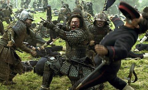 Bi kịch bé trai treo cổ vì xem phim bạo lực