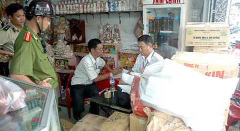 “Loạn” ở chợ thuốc đông y lớn nhất Hà Nội